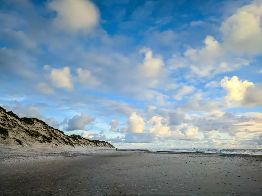HVIDE SANDE - DENMARKS BEAUTIFUL WEST COAST 80 HVIDE SANDE - DENMARKS BEAUTIFUL WEST COAST 80