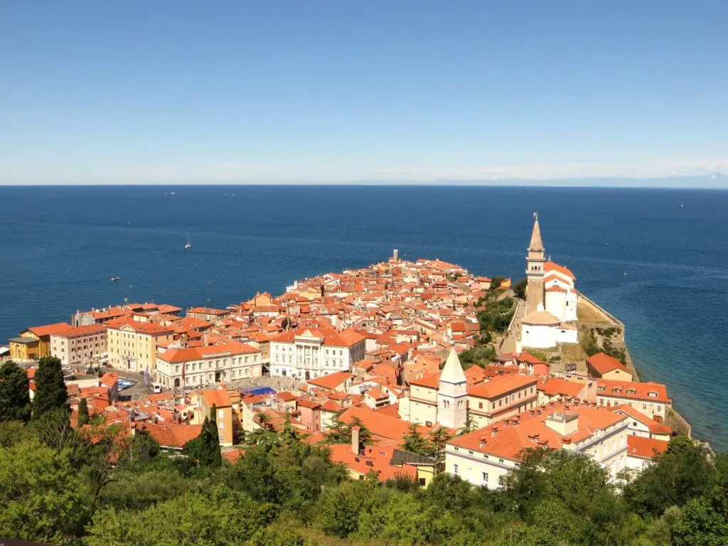 DIE 11 SCHÖNSTEN REISEZIELE EUROPAS - MITTELEUROPA 8 DIE 11 SCHÖNSTEN REISEZIELE EUROPAS - MITTELEUROPA 2