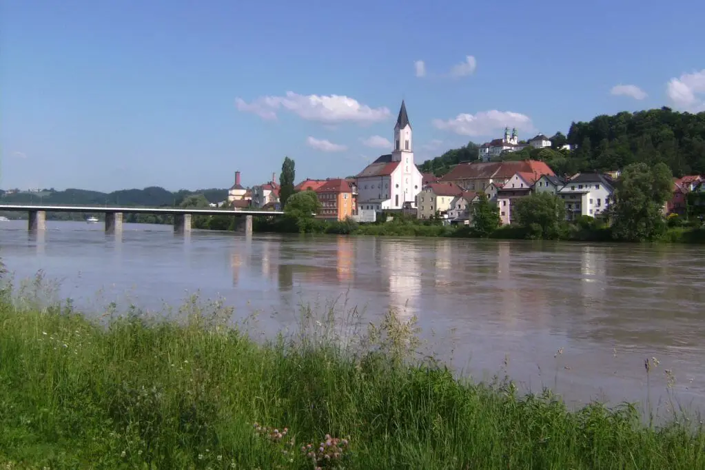 AUSFLUGSZIELE BAYERN - 16 MÖGLICHKEITEN FÜR DEINE SOMMERFERIEN 16 AUSFLUGSZIELE BAYERN - 16 MÖGLICHKEITEN FÜR DEINE SOMMERFERIEN 12
