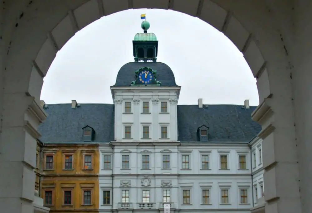 AUSFLUGSZIELE SACHSEN ANHALT - 7 EINZIGARTIGE IDEEN FÜR DEIN WOCHENENDE 2 residenzstaedte-saale-unstrut